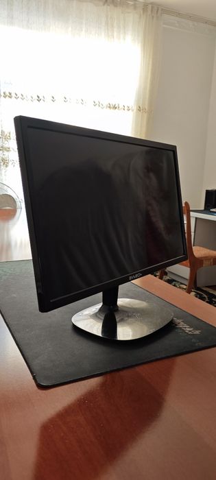 Manitor Avtech 22D1000 LED Vga Port Holati Yahshi