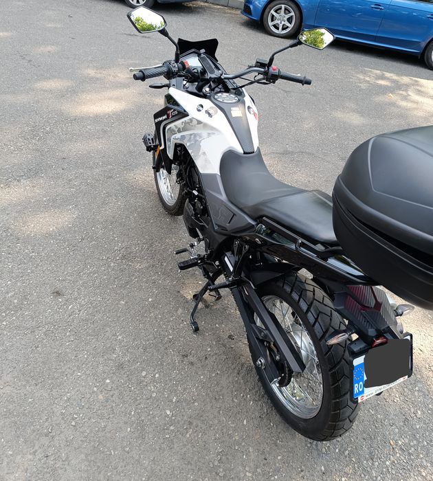 Motocicleta Sym NH-T 125