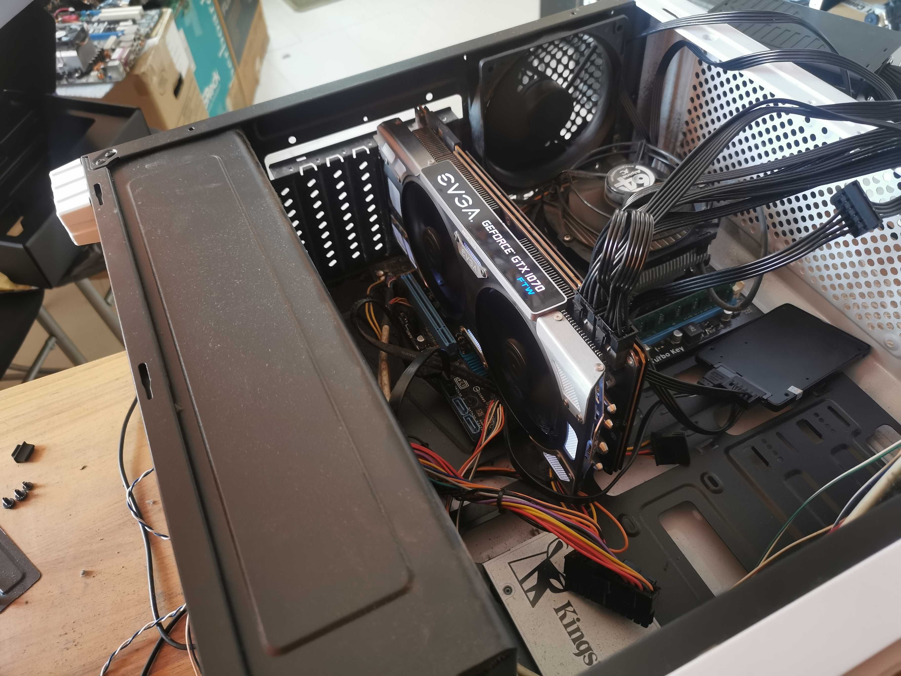 Видеокарта EVGA GeForce GTX 1070 8GB