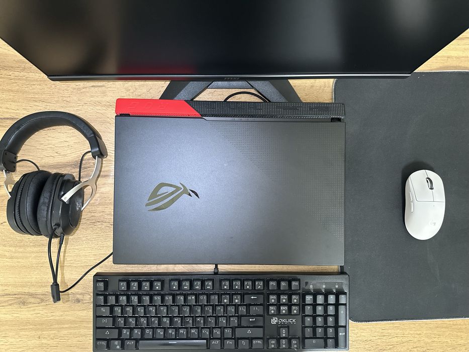 Срочно ASUS ROG Strix G17