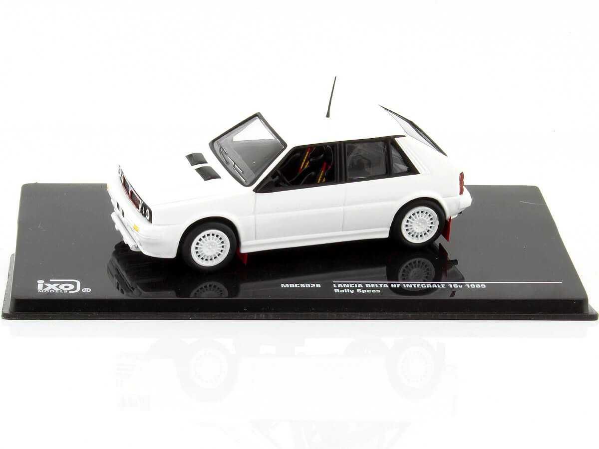 Macheta 1989 Lancia Delta HF 4WD Plain Body Version iXO 1:43