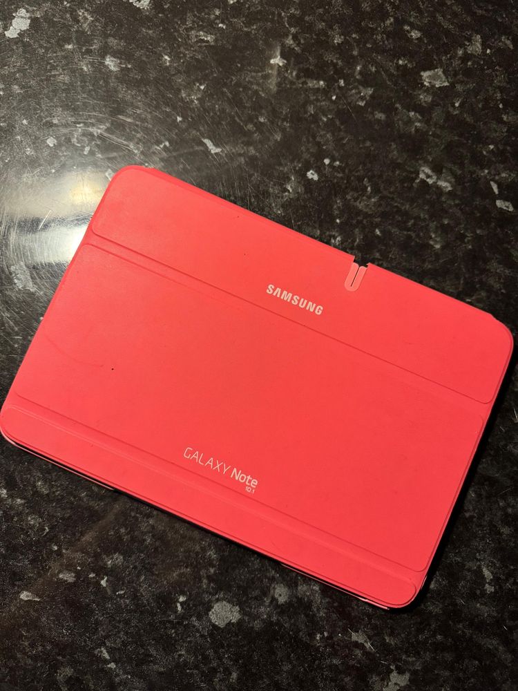 СРОЧНО продается планшет Samsung Note 10.1