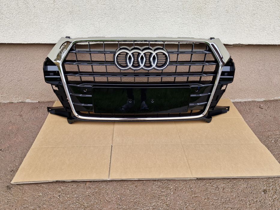 Grila centrala Audi Q3 facelift 2014-2018 NOUA