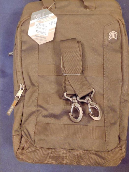 НОВА черна чанта за лаптоп 13"-14" на STM GOODS