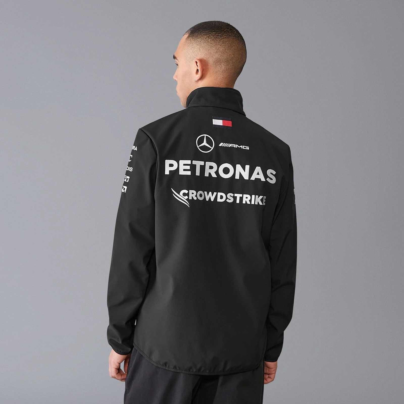 Mercedes AMG F1 Team Softshell - Оригинално мъжко яке р-р XL