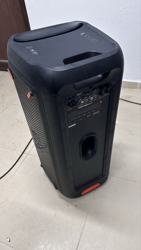 JBL PartyBox 300
