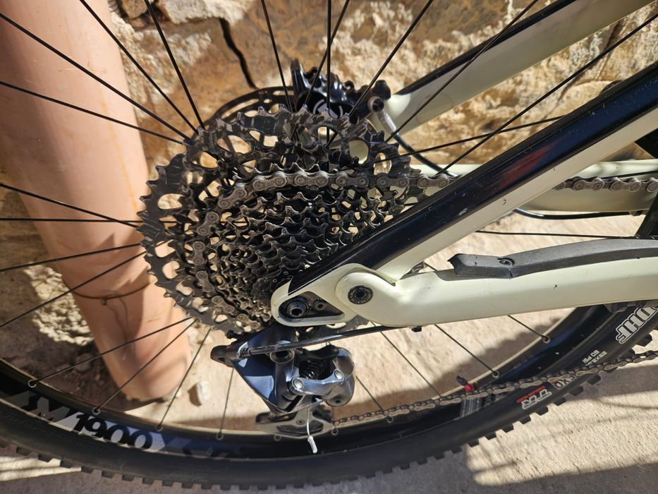 Bicicleta canyon full suspension carbon 29r