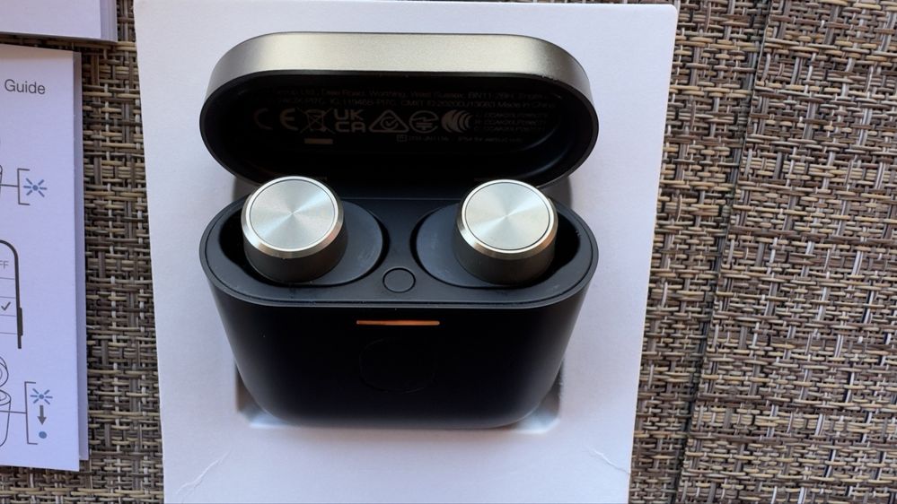 Слушалки Bower&Wilkins PI7