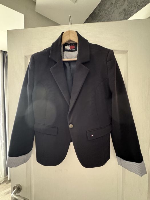 Tommу hilfiger дамско сако