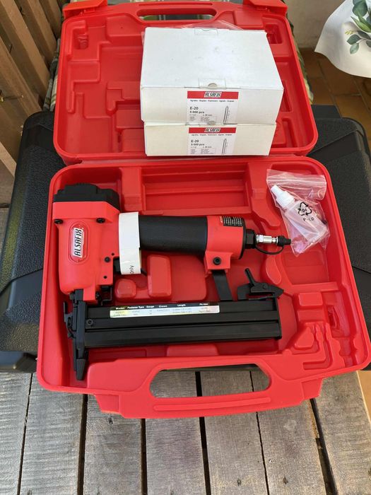 capsator pneumatic Alsafix 05J/32 P1 + 10.000 agrafe E20