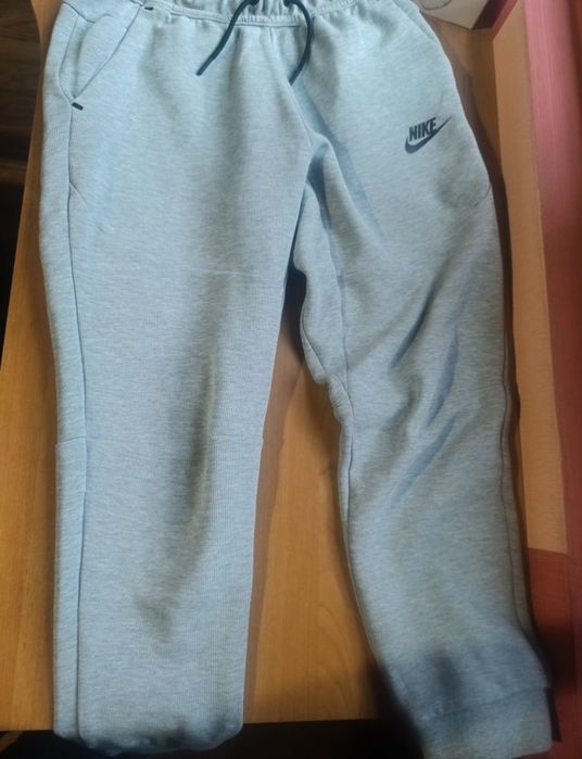 Nike tech fleece