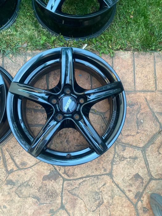 Jante 16- 5x114,3  Kia Duster Hyundai Mitsubishi Suzuki Toyota Honda.