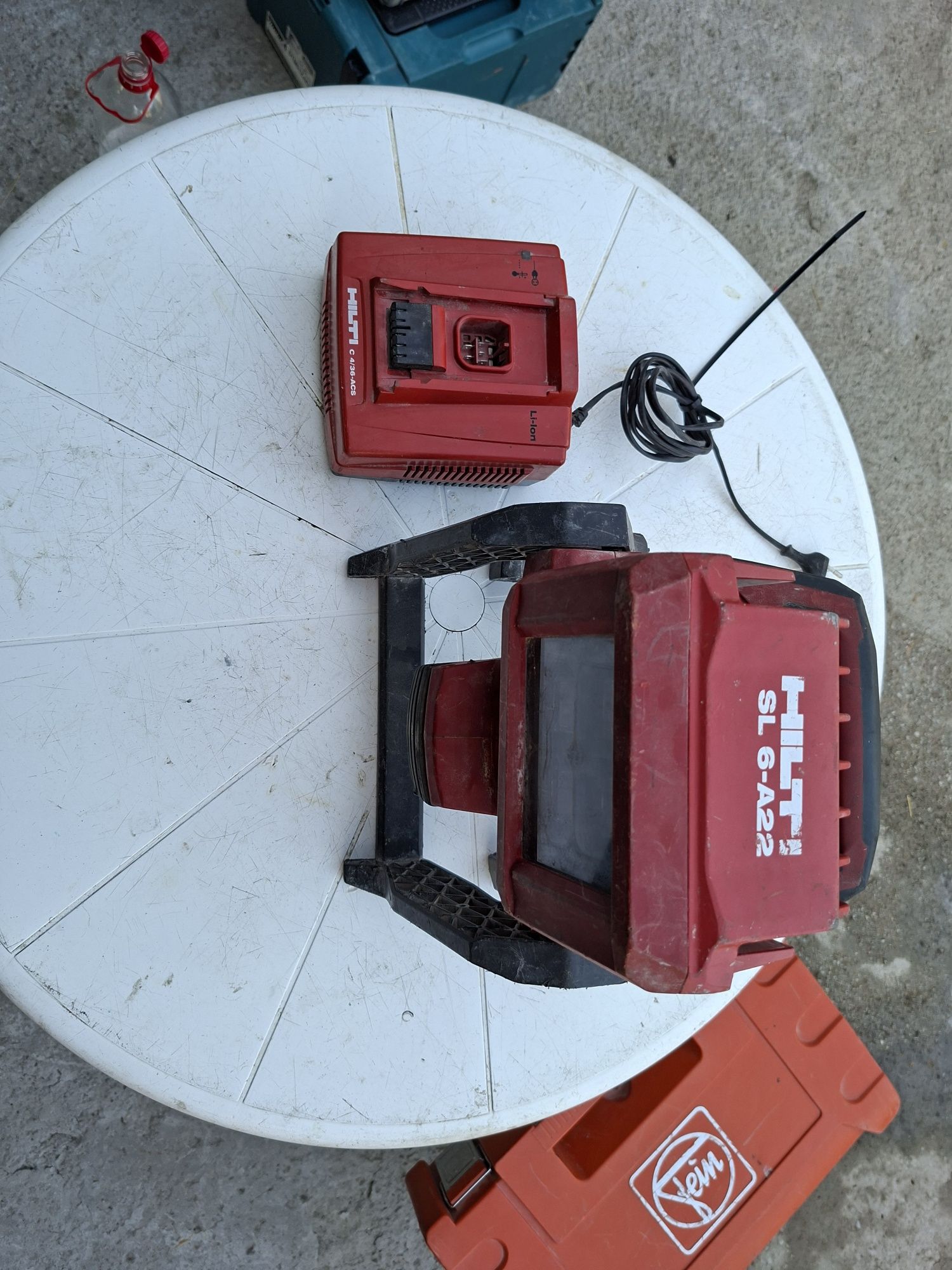 Hilti SL 6-A22- работна лед лампа