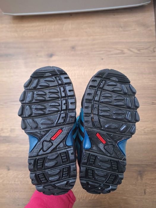 Зимни детски ботуши Adidas