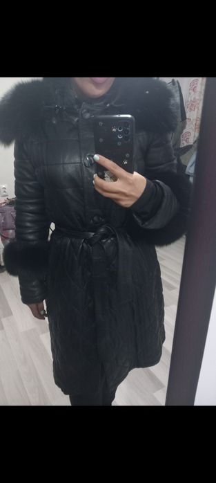 Palton din piele naturala cu blana naturala de vulpe