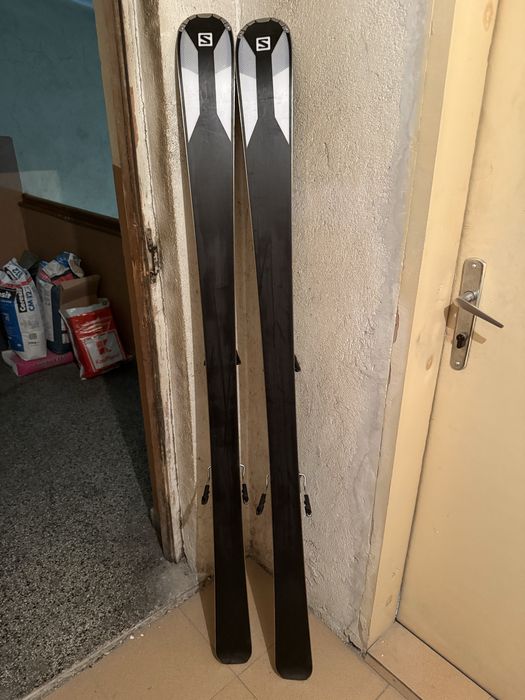 Продавам ски Salomon max X12 165 см.