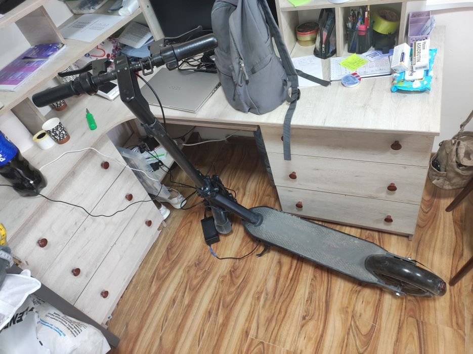 Yomakura i8 pro электросамокат