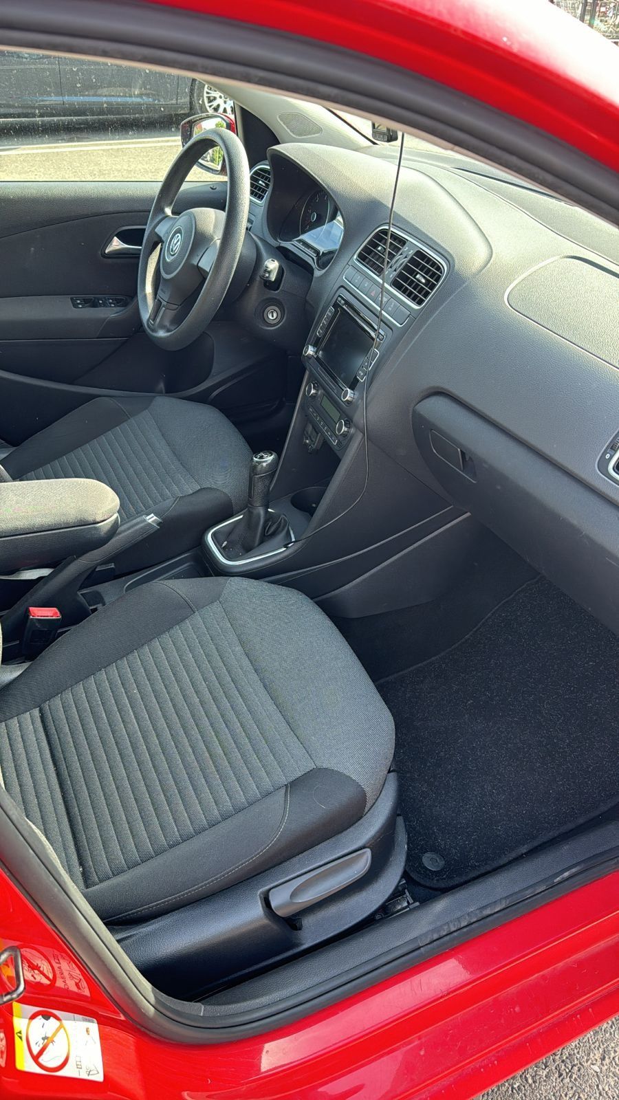 Volkswagen polo 1.6 TDI - Comfortline BlueMotion -2010