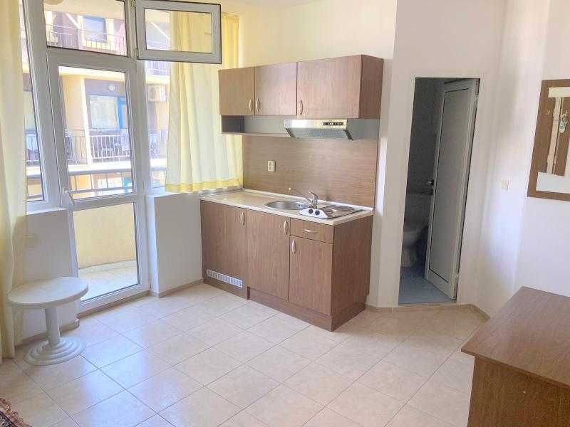 Продава се Ателие в к.к. Слънчев бряг - 39 кв.м за 471 €/кв.м - Снимка #1