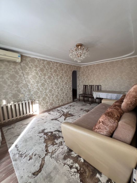 Продам трехкомнатную квартиру