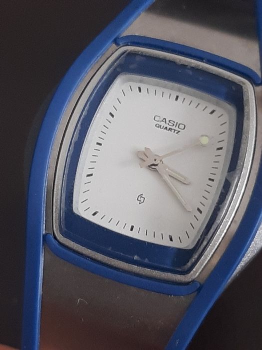 Vând ceas casio quartz