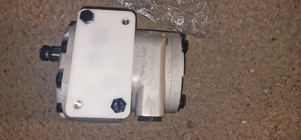 Pompa hidraulica tractor UTB U-650 Sens rotatie	Dreapta
Viteza de rota