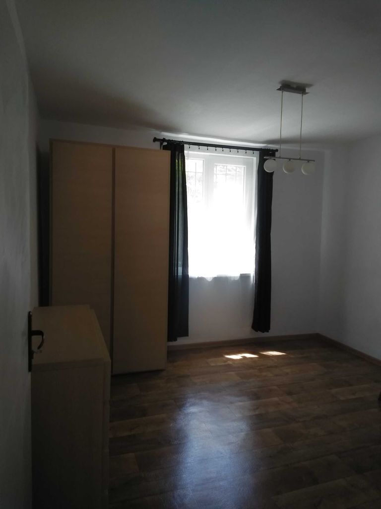 Дава се под наем Етаж от къща в Пловдив, Кючук Париж - 50 кв.м за 250 € - Снимка #1