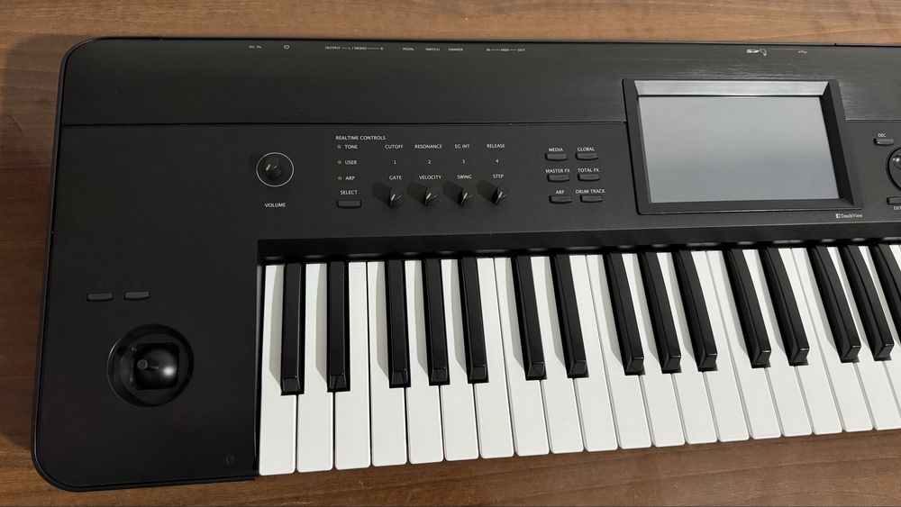 Korg Krome 100% Янгидай