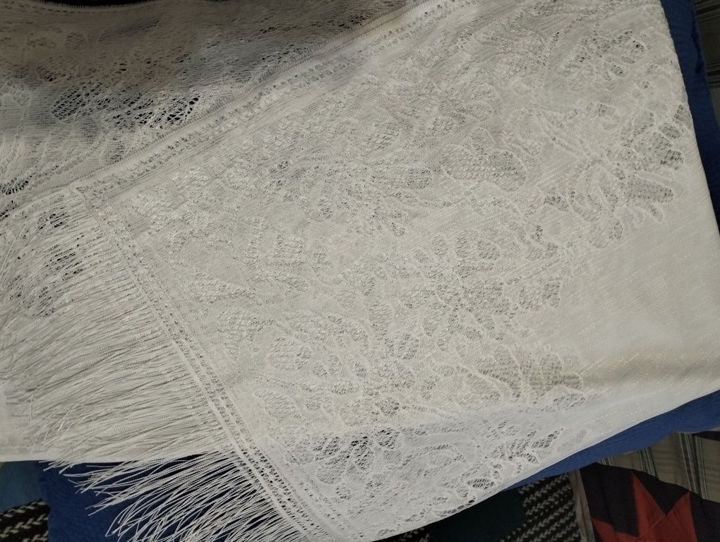 Лёгкие шарфы, палантины