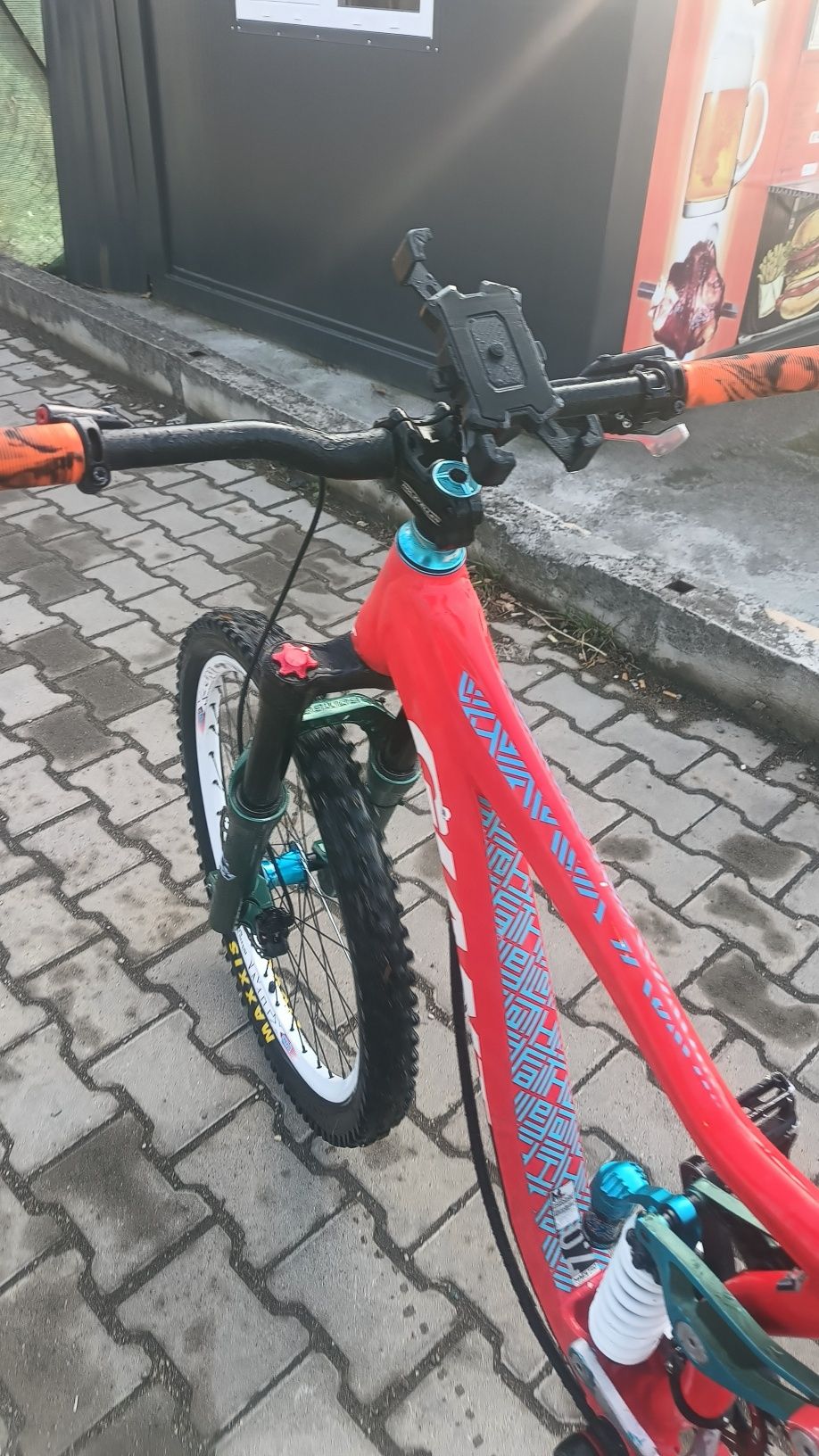 Vând bicicleta Giant faith 1