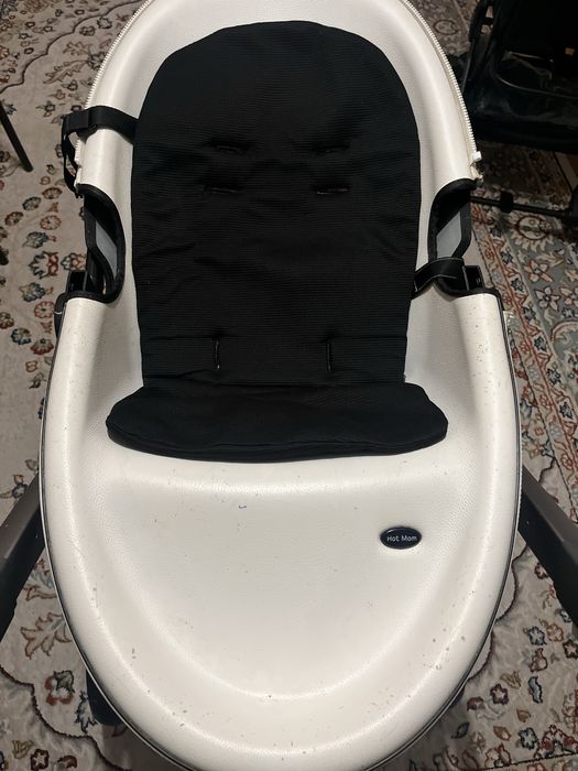 Продам коляску Hot mom