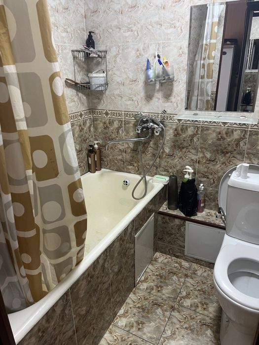 Yunusobod 4 kv 2 xona 400 srochna arenda