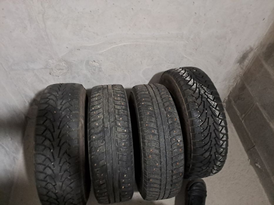 Шины зимние продам с дисками