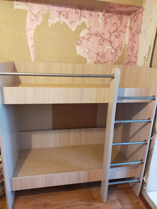 Детская кровать двухъярусная
