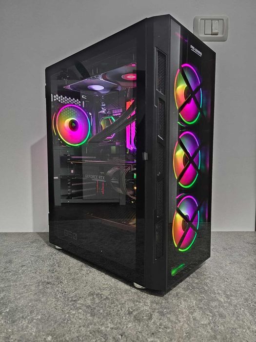 Calculator PC GAMING, INTEL I9 9900KF, 32GB DDR4, RTX 2080TI MSI 11GB