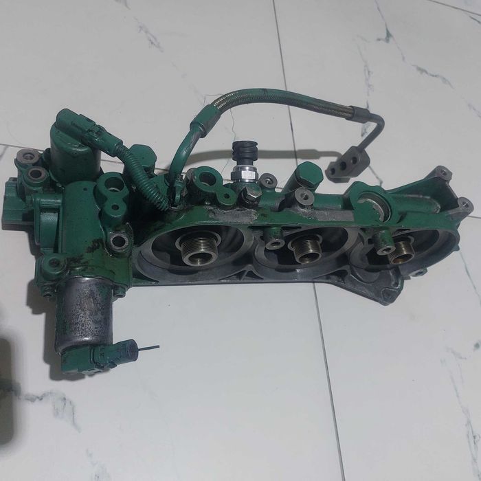 Корпус масляного фильтра Volvo FM FH4 2015г D13K.