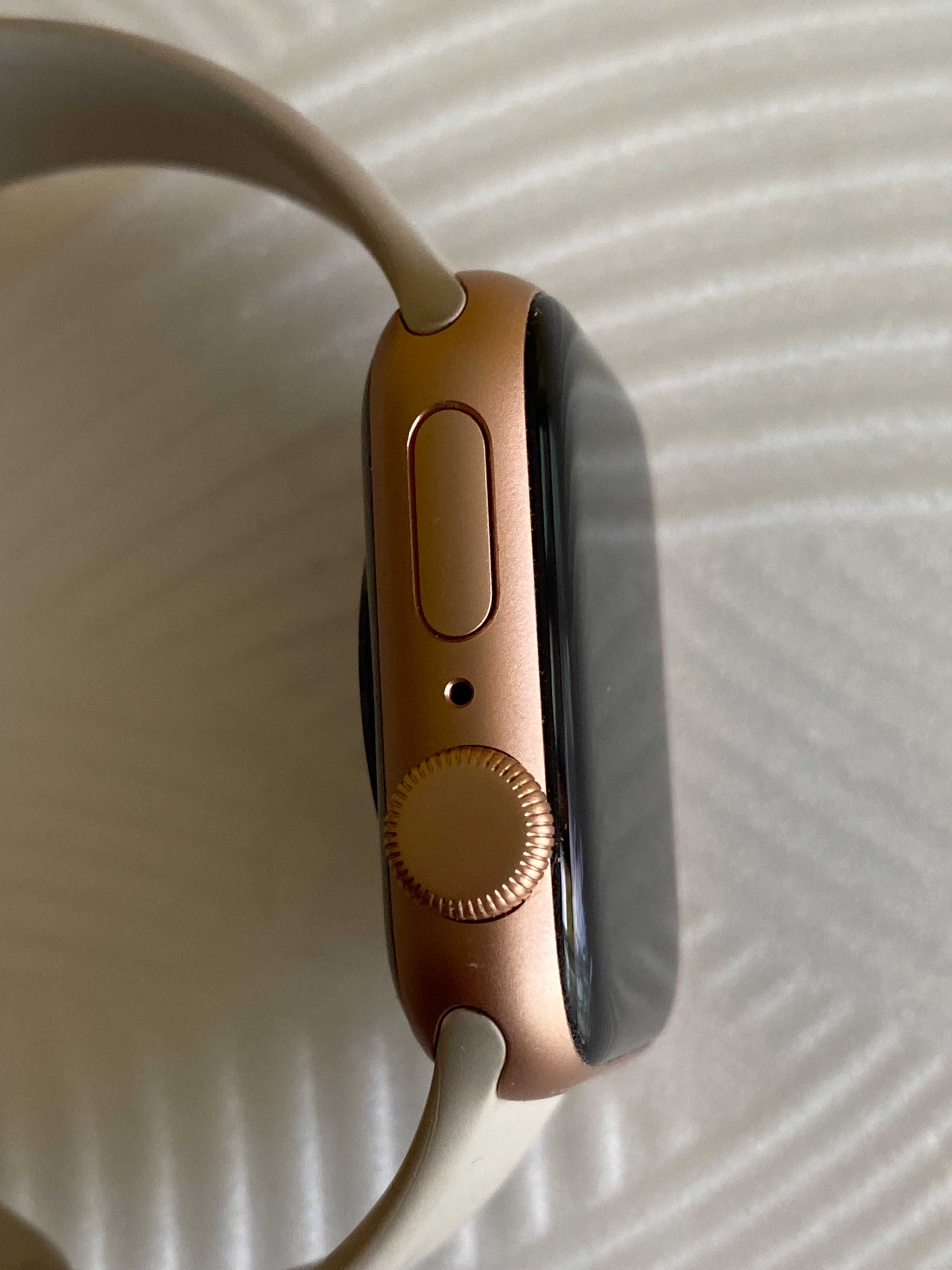 Apple Watch SE 40mm Rose Gold