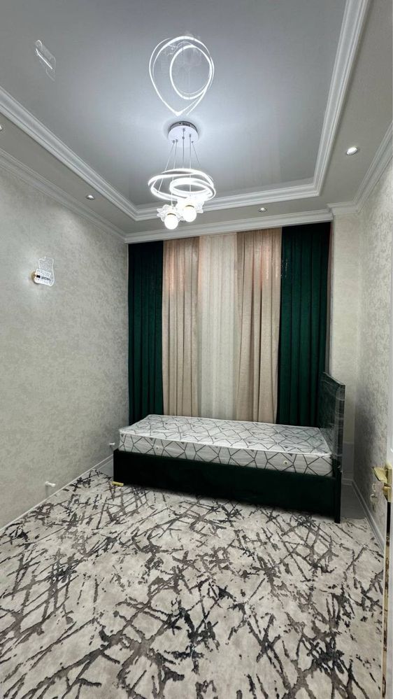 Продается 4 ком. Квартира площадью 100 кв.м. Адрес Самкоч