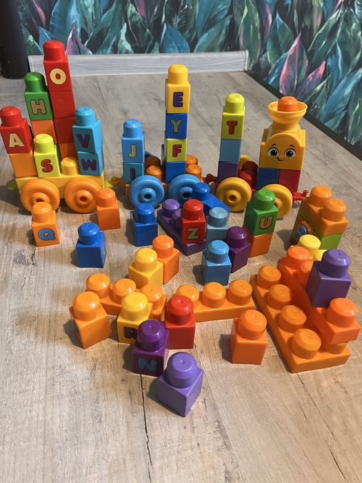 Cuburi Mega Blocks 2 seturi