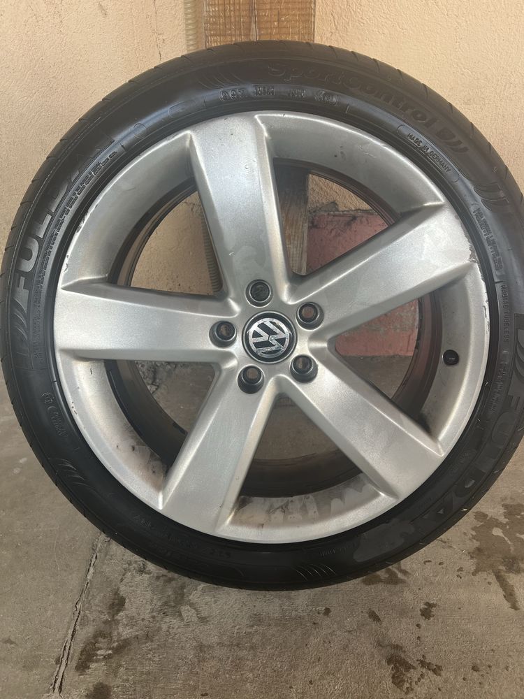 Оригинални джанти 18 с гуми за VW