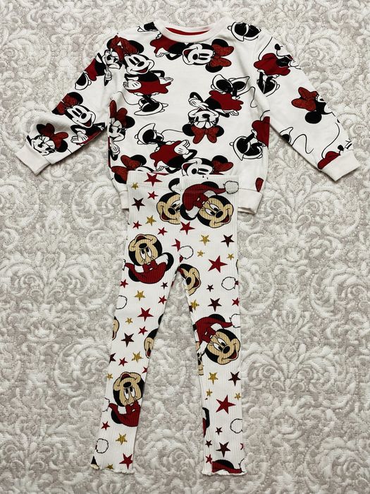 Lot haine Crăciun, mărimile 98-104