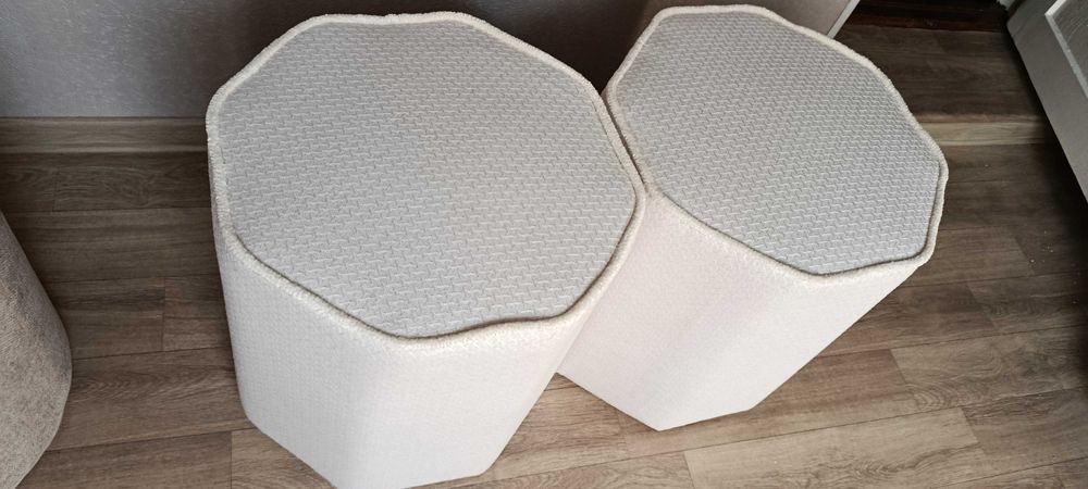 Продаю пуфики  новые