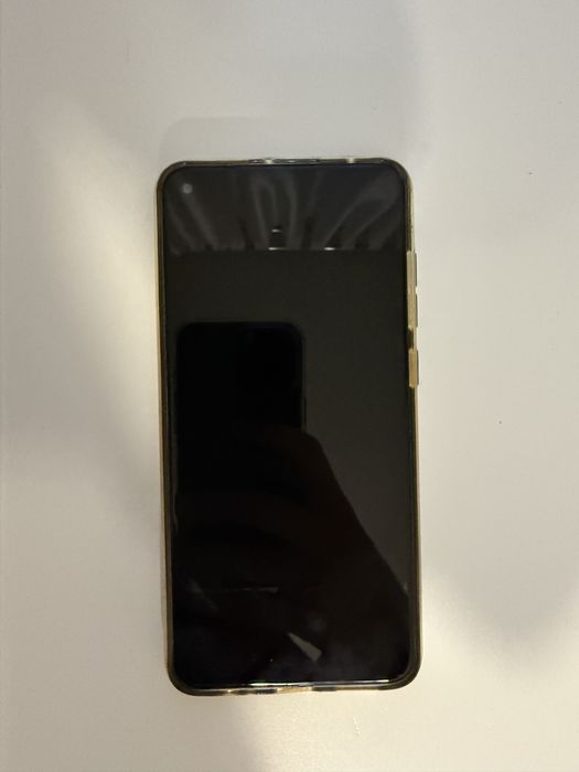 продам телефон на запчасти