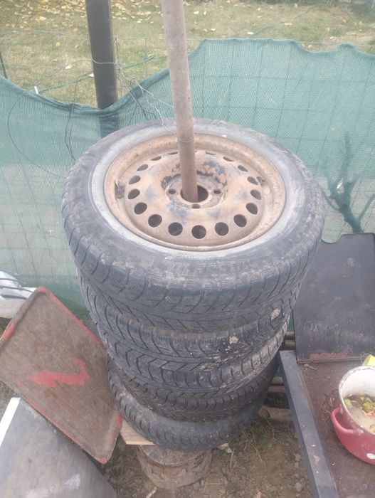 Roti Renault Symbol (cauciucuri noi all season)