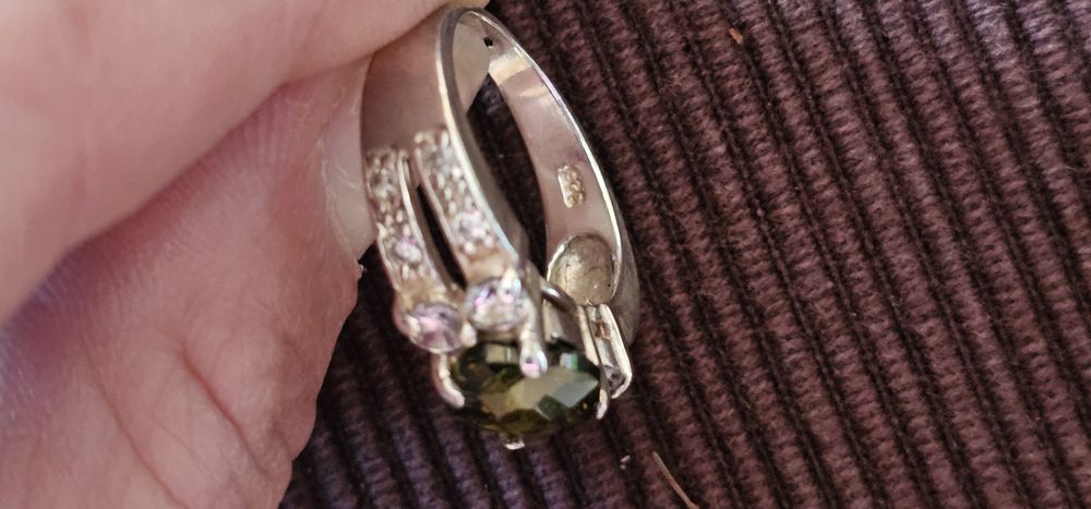 Сребърни - пръстен висулки ,нежно колие