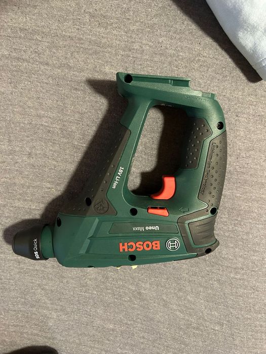 Bormasina Bosch cu acumulator