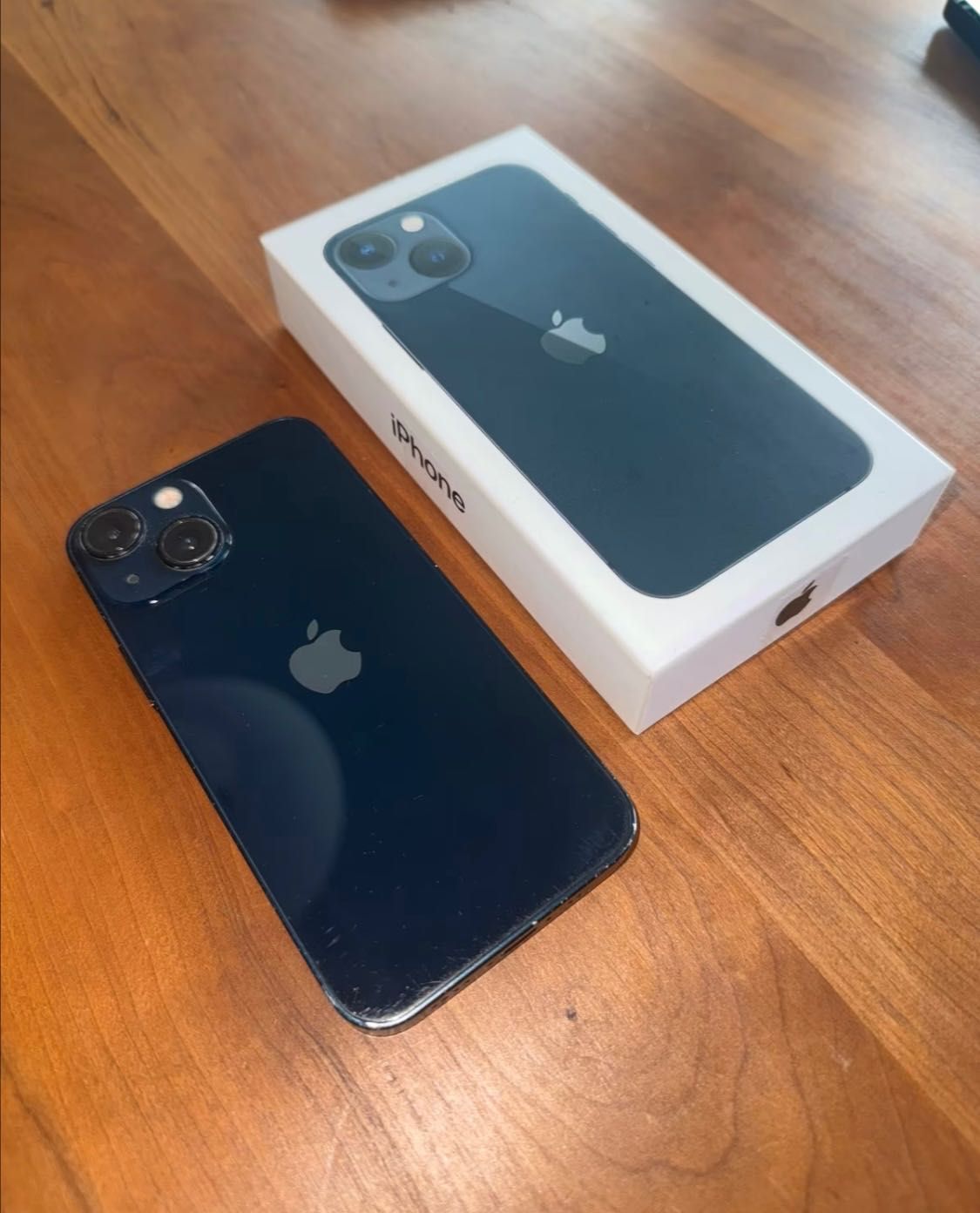 Apple iPhone 13 mini