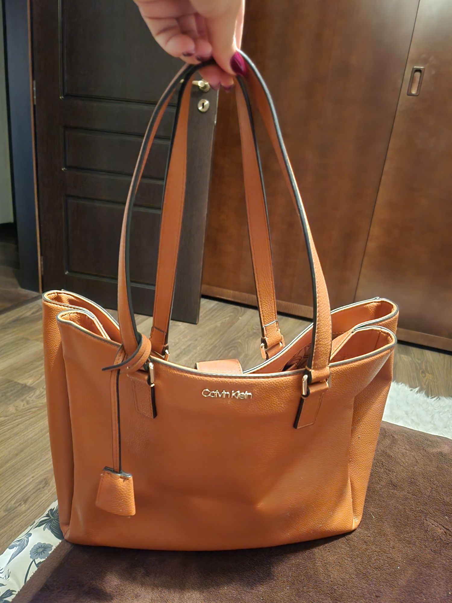 Оригинална чанта Calvin Klein