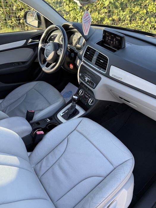 Audi Q3 S-Tronic 2015 Quattro 2.0TDI 177cp Panoramic/Navi