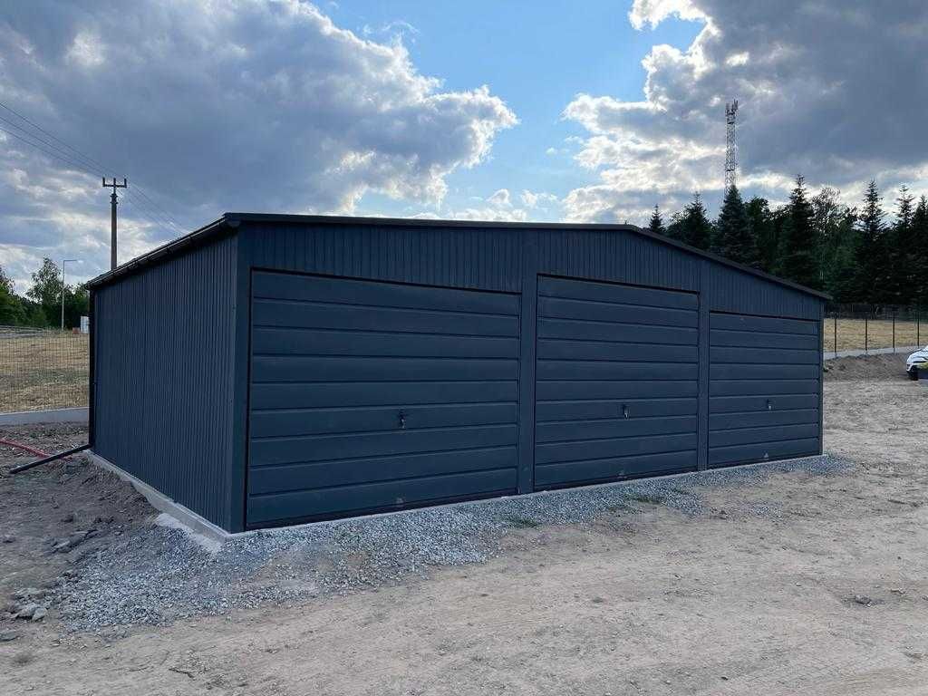 Garaj metalic 9×6 m cu trei locuri